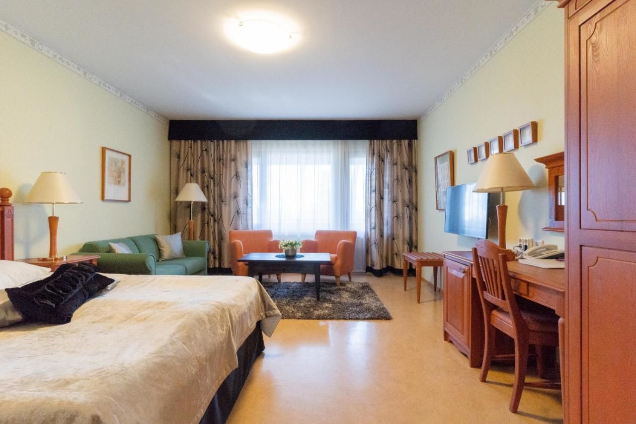 Отель Hotel Fjalar Сало