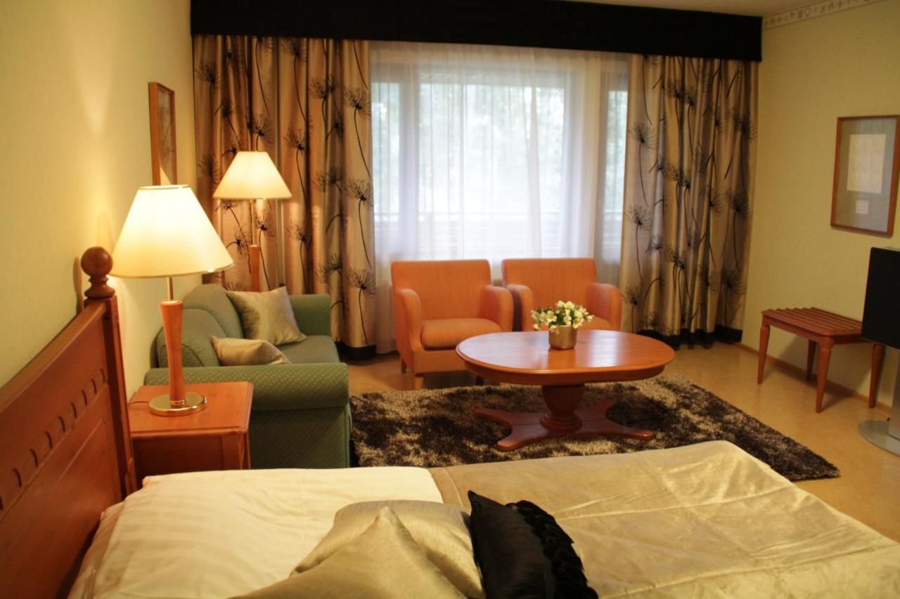 Отель Hotel Fjalar Сало