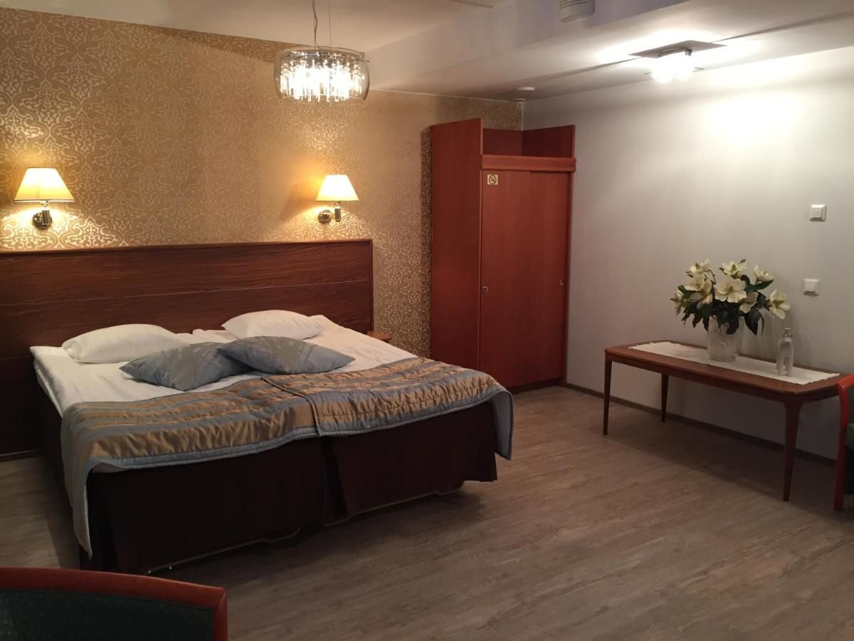 Отель Hotel Fjalar Сало