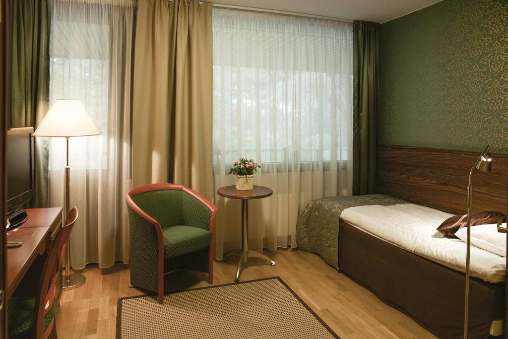 Отель Hotel Fjalar Сало